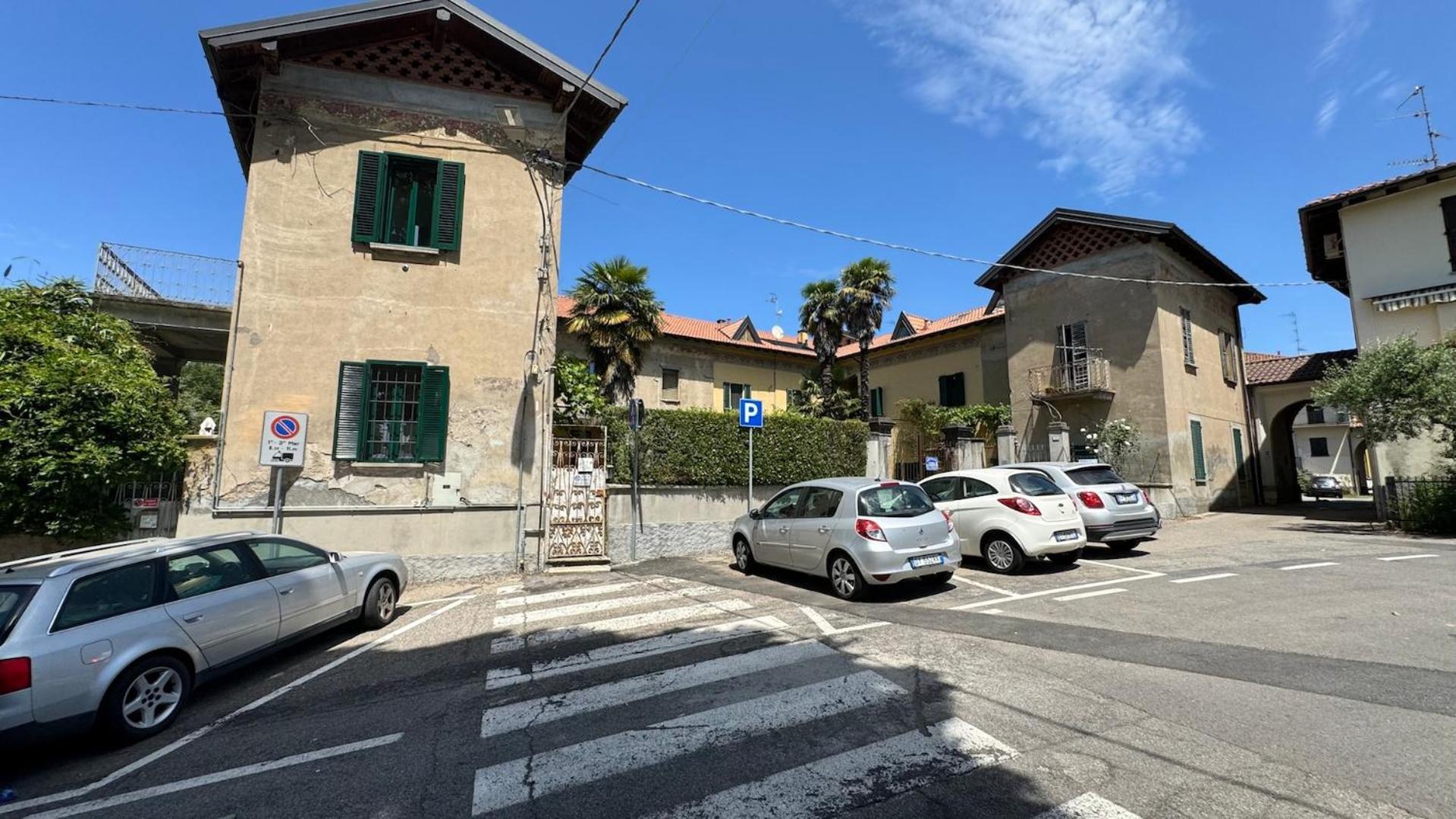 Curt Da Beta - Casa Vacanze Con Giardino In Corte Del XVIII Secolo Malnate 外观 照片