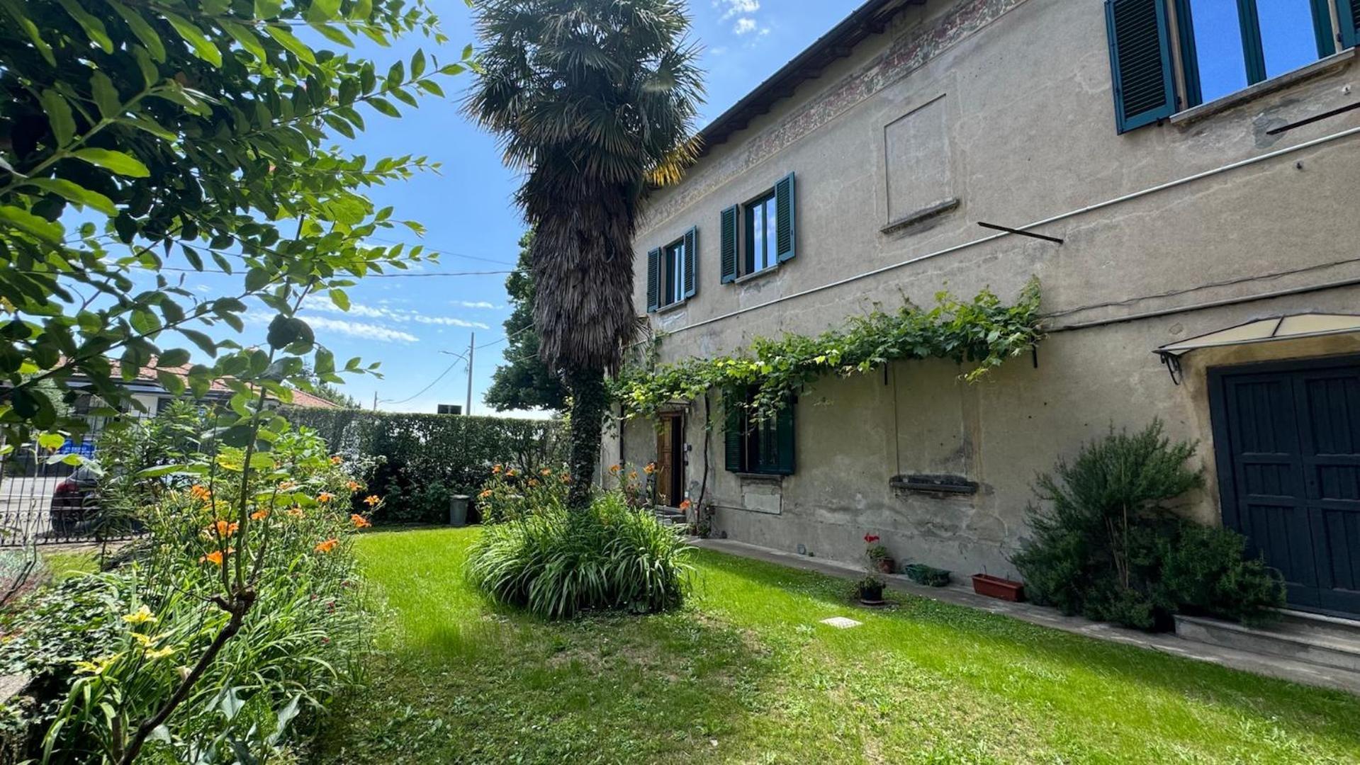 Curt Da Beta - Casa Vacanze Con Giardino In Corte Del XVIII Secolo Malnate 外观 照片