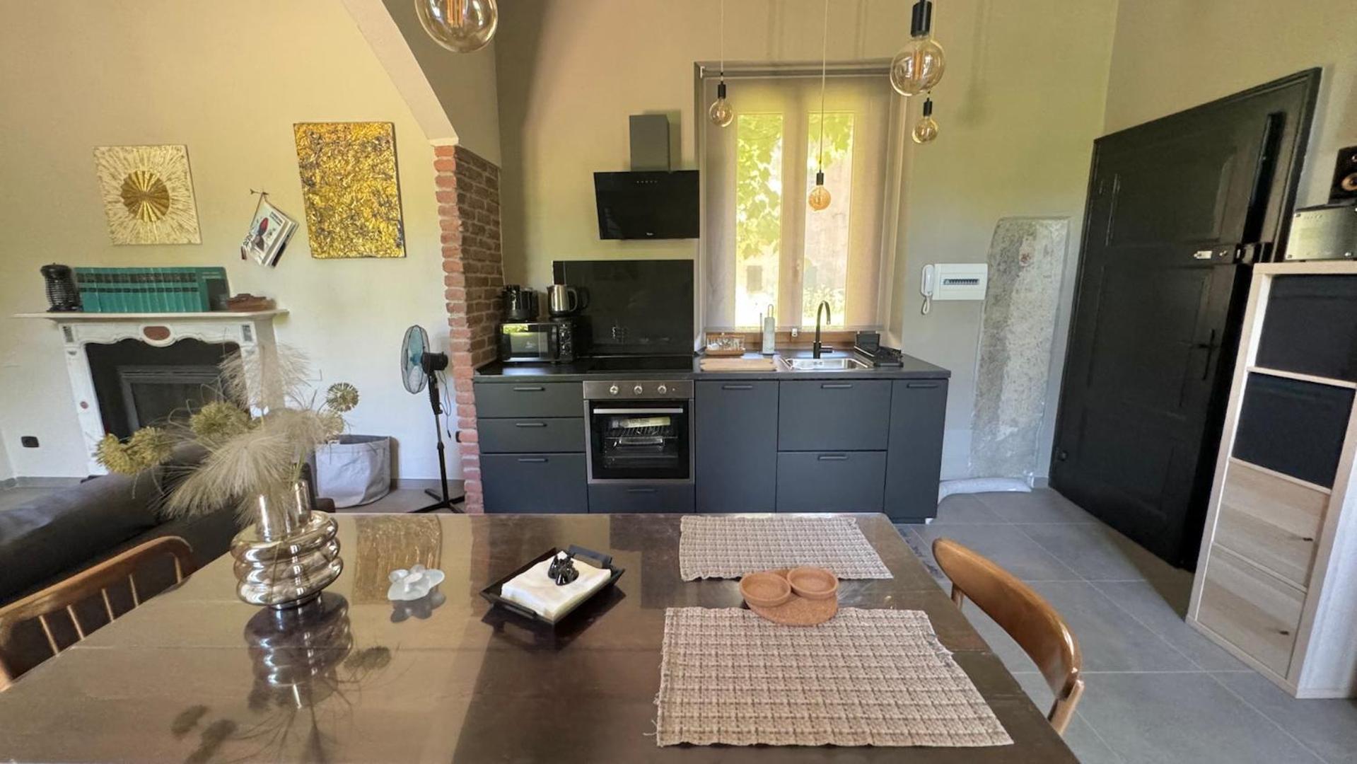 Curt Da Beta - Casa Vacanze Con Giardino In Corte Del XVIII Secolo Malnate 外观 照片